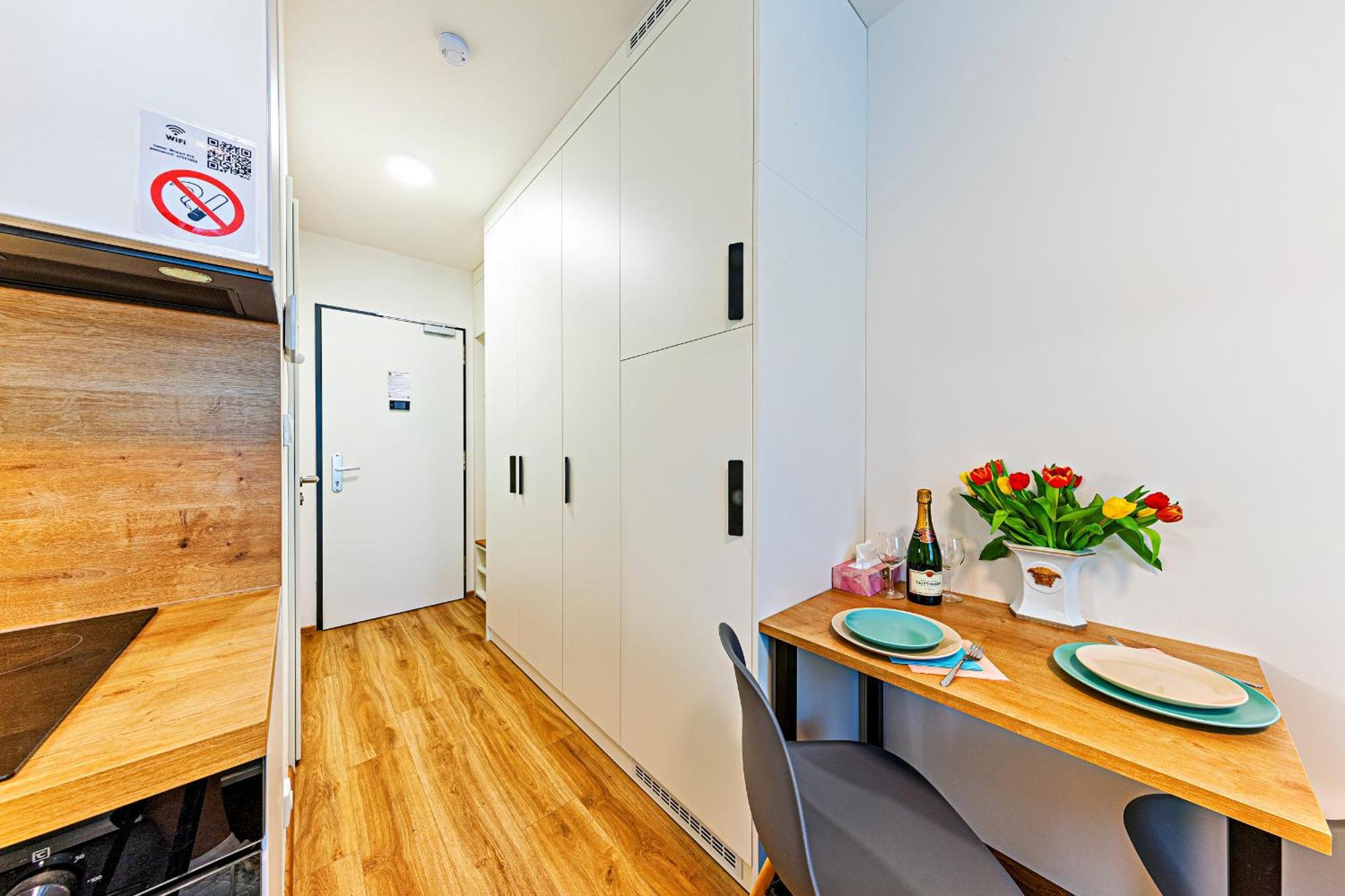 Kora Apartments Andel Prague Ngoại thất bức ảnh